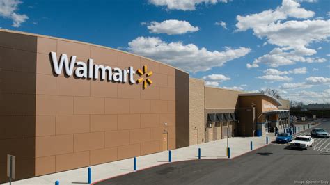 Wal-Mart to close 4 Missouri stores in worldwide restructuring - St. Louis Business Journal