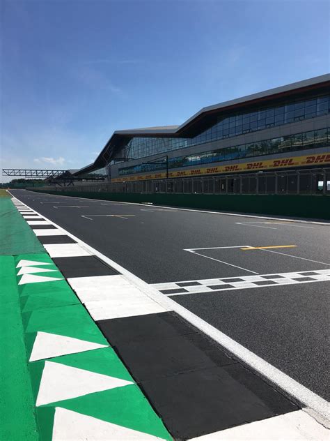 Track Marking & Branding, Silverstone, F1 GP 2019 - Roadgrip