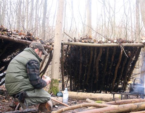 A night in the woods: how to build a woodland shelter | TGO Magazine