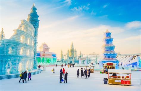 The Spectacular Harbin Ice Festival is the World’s Largest Winter ...