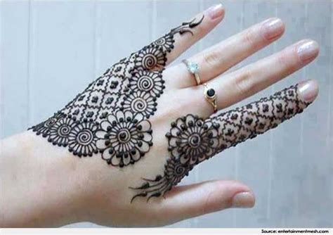 25 Beautiful Ring Mehndi Designs For Your Hands