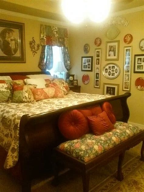 Pin by Linda Weldon on Decorating - Bedrooms | Country house decor, Aesthetic bedroom, Farmhouse ...