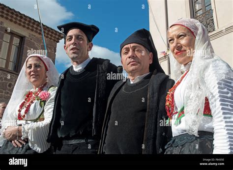 portrait of sardinian people in traditional clothes during a Stock Photo: 89830090 - Alamy