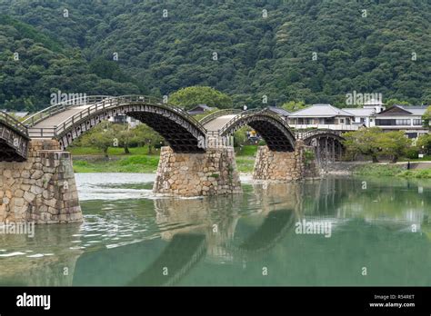 Traditional Kintai Bridge Stock Photo - Alamy