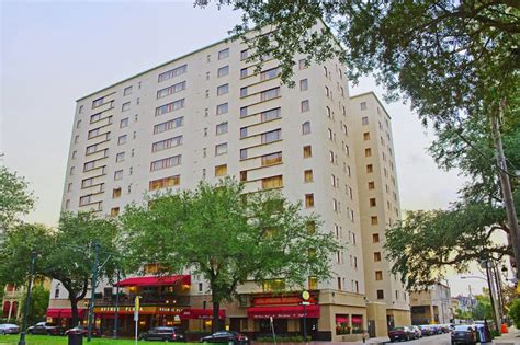 Wyndham Avenue Plaza Timeshare Vacation Rentals in New Orleans Louisiana