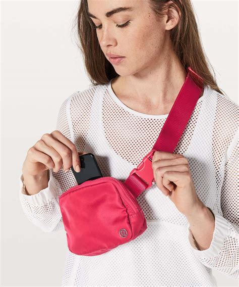 Lululemon Everywhere Belt Bag *1L - Fuchsia Pink - lulu fanatics