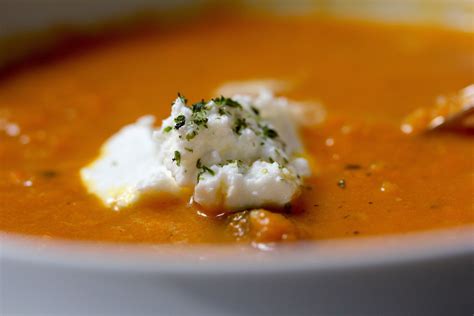 Carrot & fennel soup - Saffron and Honey