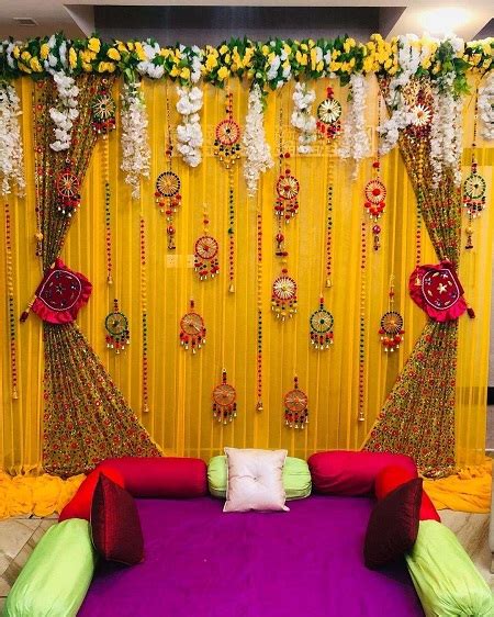 Details 300 background simple mehndi stage decoration at home - Abzlocal.mx