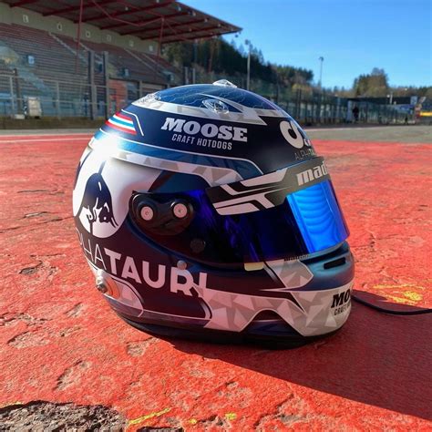 Alex Albon's new Helmet for the 2021 DTM season! : r/formula1