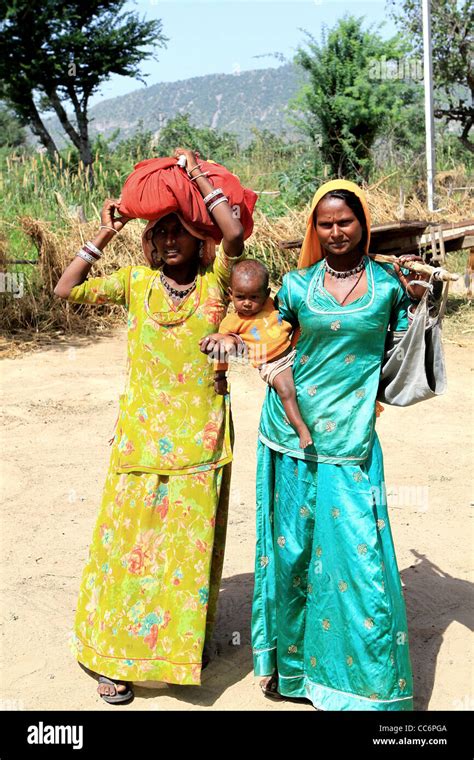 Indian village women hi-res stock photography and images - Alamy