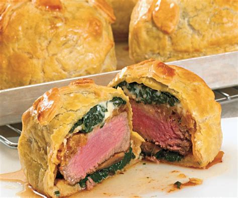 Individual beef Wellington with buttered spinach – Saturday KitchenSaturday Kitchen