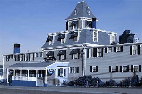 Waterfront Hotel and Restaurant, Cape Cod, MA | Orleans Waterfront Inn