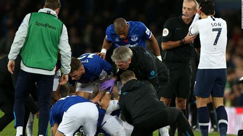 Andre Gomes horror injury overshadows Spurs draw at Everton - CNN