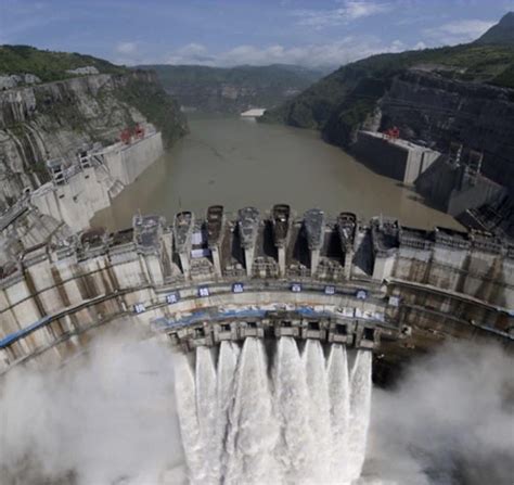 Jinping-I Hydropower Station getting ready to flood a town near you. : r/evilbuildings