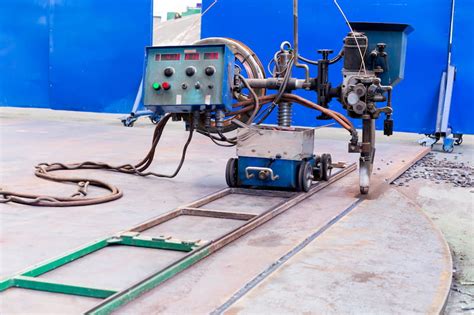 Submerged Arc Welding (SAW) Explained | Fractory