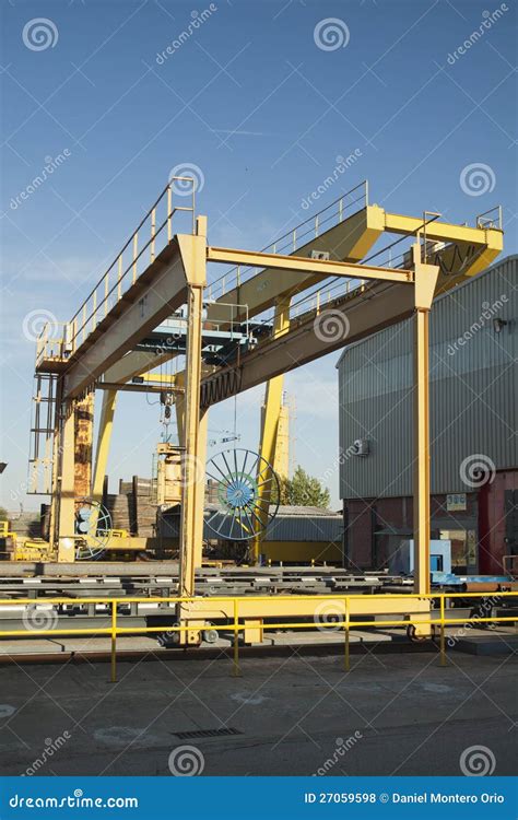 Overhead Travelling Crane stock photo. Image of hoist - 27059598