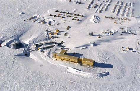 Canadian Plane Lands at the South Pole For Rescue Mission | TIME