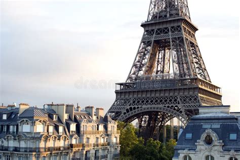 Eiffel tower at sunrise stock image. Image of destination - 33479185