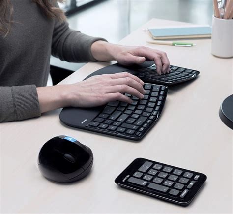 Clavier ergonomique : notre avis sur les meilleurs claviers ergo | Comparatif