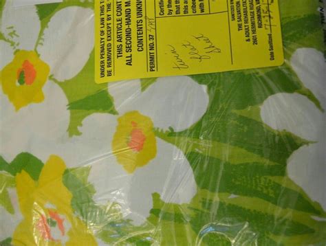 Vintage Stevens Utica 'Narcissus' pattern bed sheets. Mod floral print. Daffodils. | Vintage ...