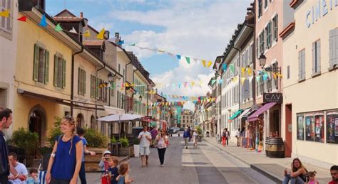 Découvrez Carouge le temps d'une promenade