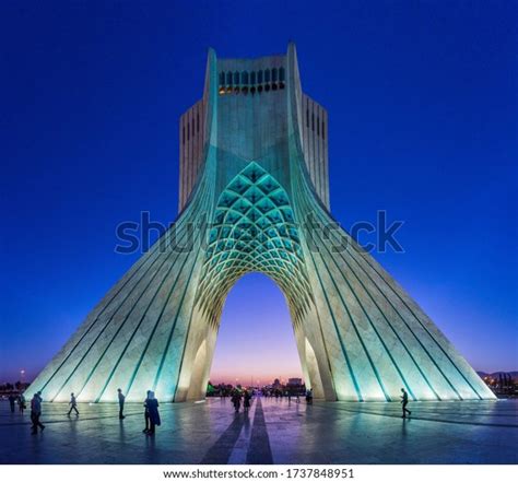 104 Azadi Tower Night Images, Stock Photos, 3D objects, & Vectors ...