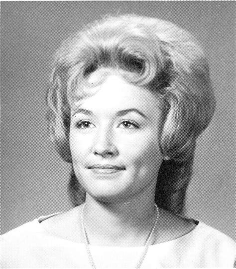 Dolly Parton Childhood Pictures