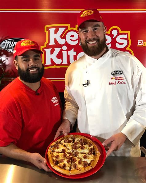 What Travis Kelce's personal chef cooks to keep up with NFL star's ...