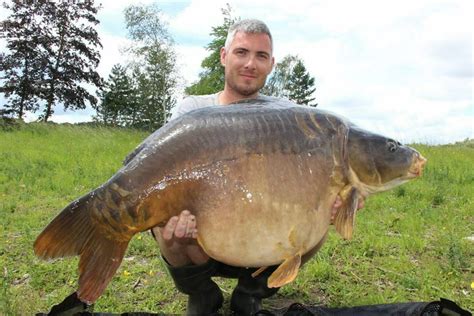 7 top big fish carp lakes in France