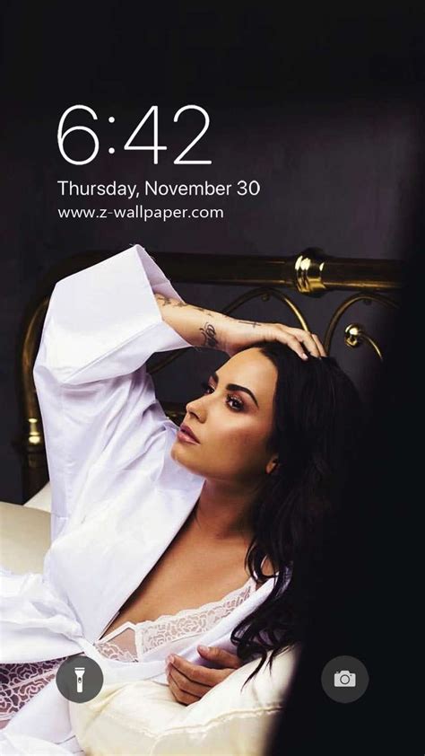 Z-Wallpaper | Demi Lovato Mobile Phone Wallpapers - CarOBook - Medium