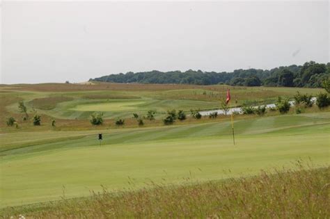 Luton Hoo Hotel Golf & Spa, Bedfordshire - Book a golf break or golf ...