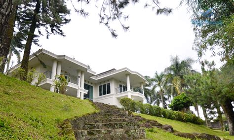 Villa Rumah Gunung: Villa View Bagus di Puncak Mewah, Megah dan Cukup ...