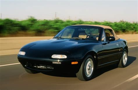 25 Snapshots of the Mazda Miata Through History - The Cheat Sheet