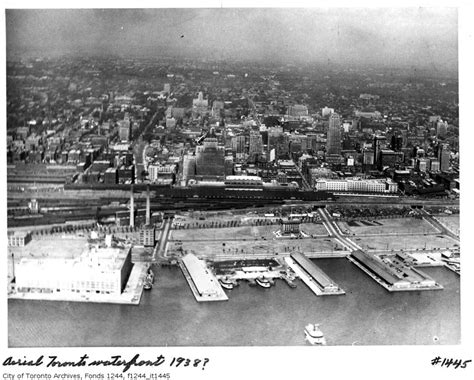 The transformation of Toronto's waterfront from 1800 to today