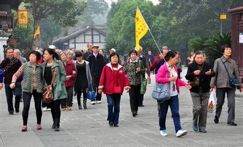 Langzhong Ancient City, China: Tour Guide with Chinese Visitors – Stock ...