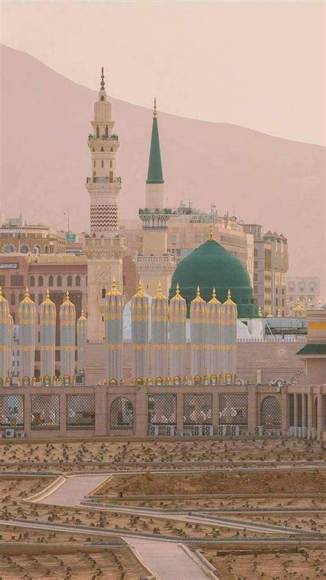 Pin di Muhammad Shahbaz Naeem su Madina Munawara | Architettura ...