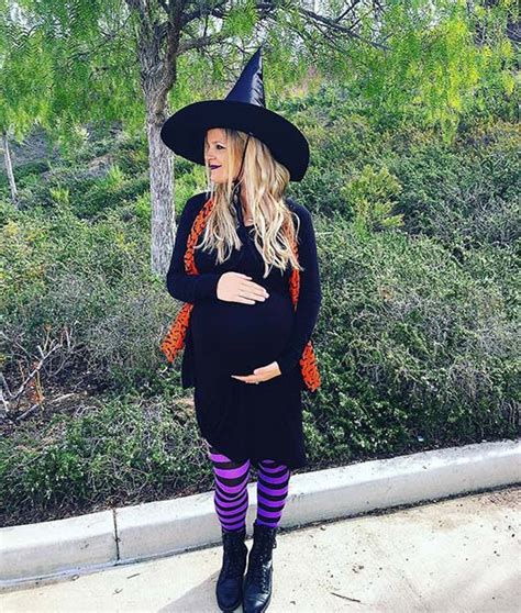 21 Halloween Costumes for Pregnant Women | StayGlam