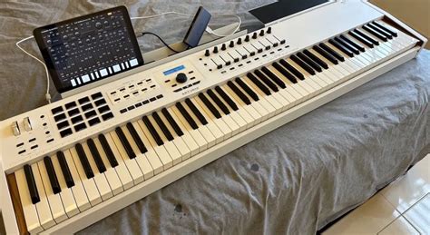 6 Best 88 Key MIDI Controller Keyboards (2023)