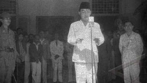 Sejarah dan Isi Teks Proklamasi Kemerdekaan RI 17 Agustus 1945 - Nasional Tempo.co