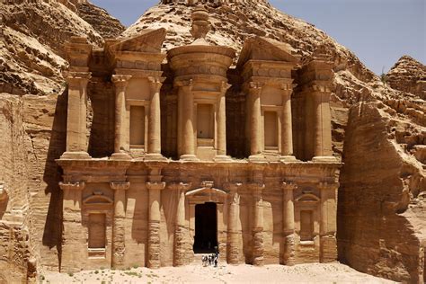 Petra Historical Facts and Pictures | The History Hub