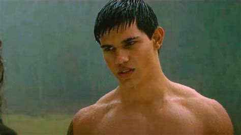 The Stunning Transformation Of Taylor Lautner