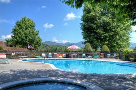 Highland Manor Inn in Townsend, Tennessee - Kid-friendly Hotel Reviews | Trekaroo