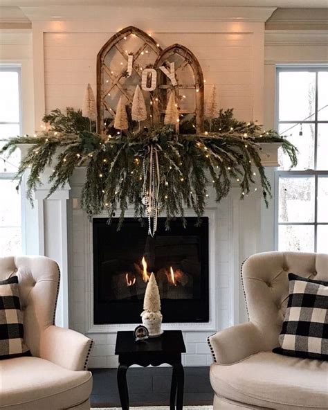 Pin by Contessa T Robinson on love shack | Christmas fireplace decor, Christmas mantel ...