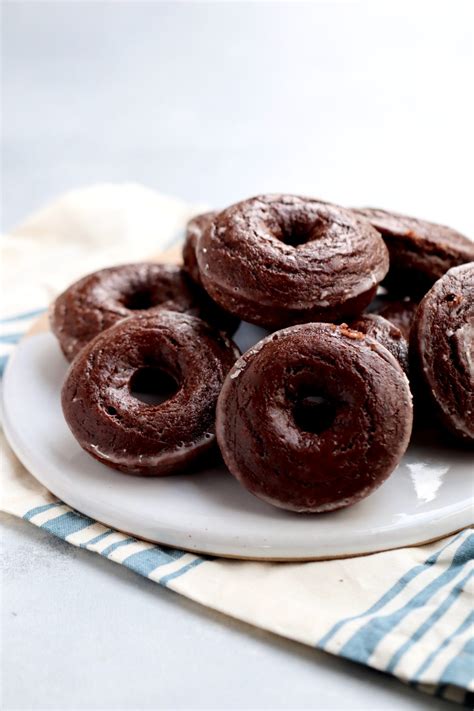 baked chocolate glazed doughnuts