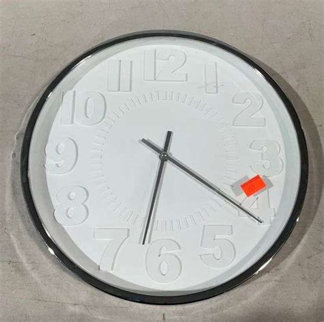 Modern decor wall clock, 16x2.5” - Hash Auctions