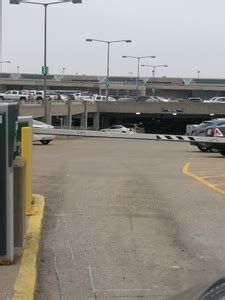 Kansas City Airport Parking (MCI) - KCI Parking Long Term Rates | BestParking