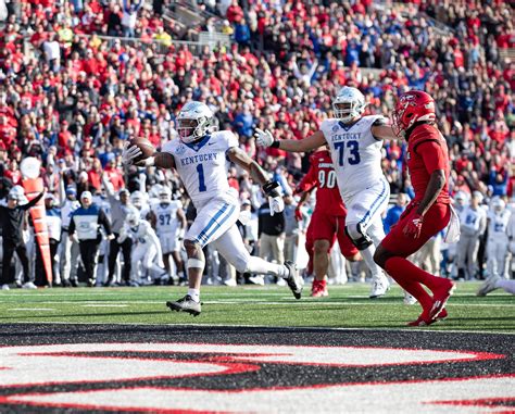 Kentucky Upsets Louisville 38-31 - Last Word on College Football