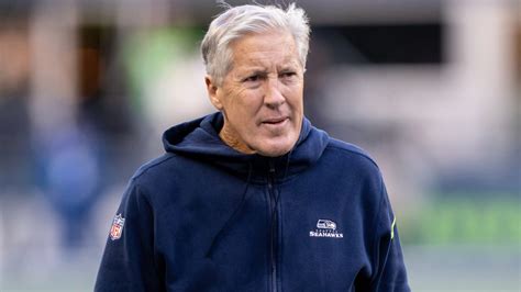 Seahawks coach Pete Carroll plans to return in 2024: 'I’m not worn out ...