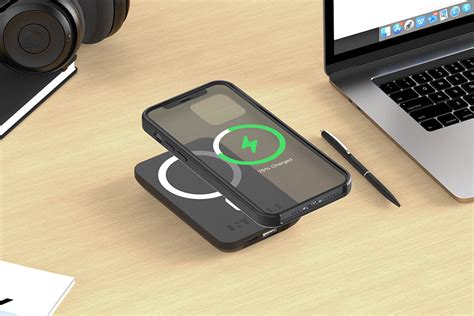 This magnetic power bank wirelessly charges your iPhone for under $40