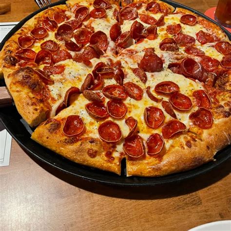 Klavon’s Pizzeria & Pub Reviews | Mason, MI | One Bite